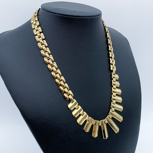 Vintage Gold Plated Cleopatra Fringe Necklace - Picture 2 of 12